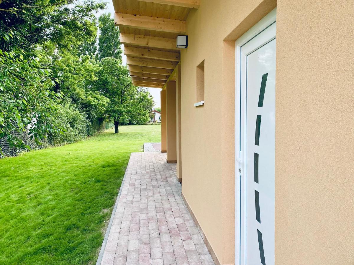 Judith Apartman Iii. Balatonlelle Kültér fotó