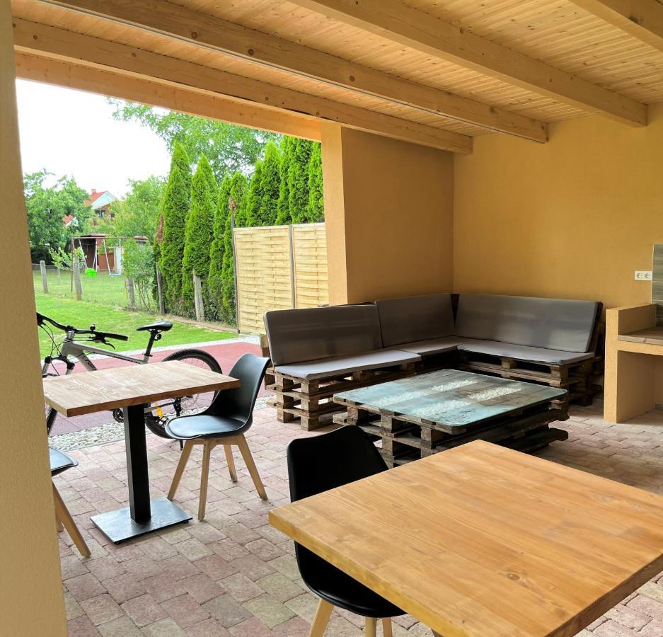 Judith Apartman Iii. Balatonlelle Kültér fotó